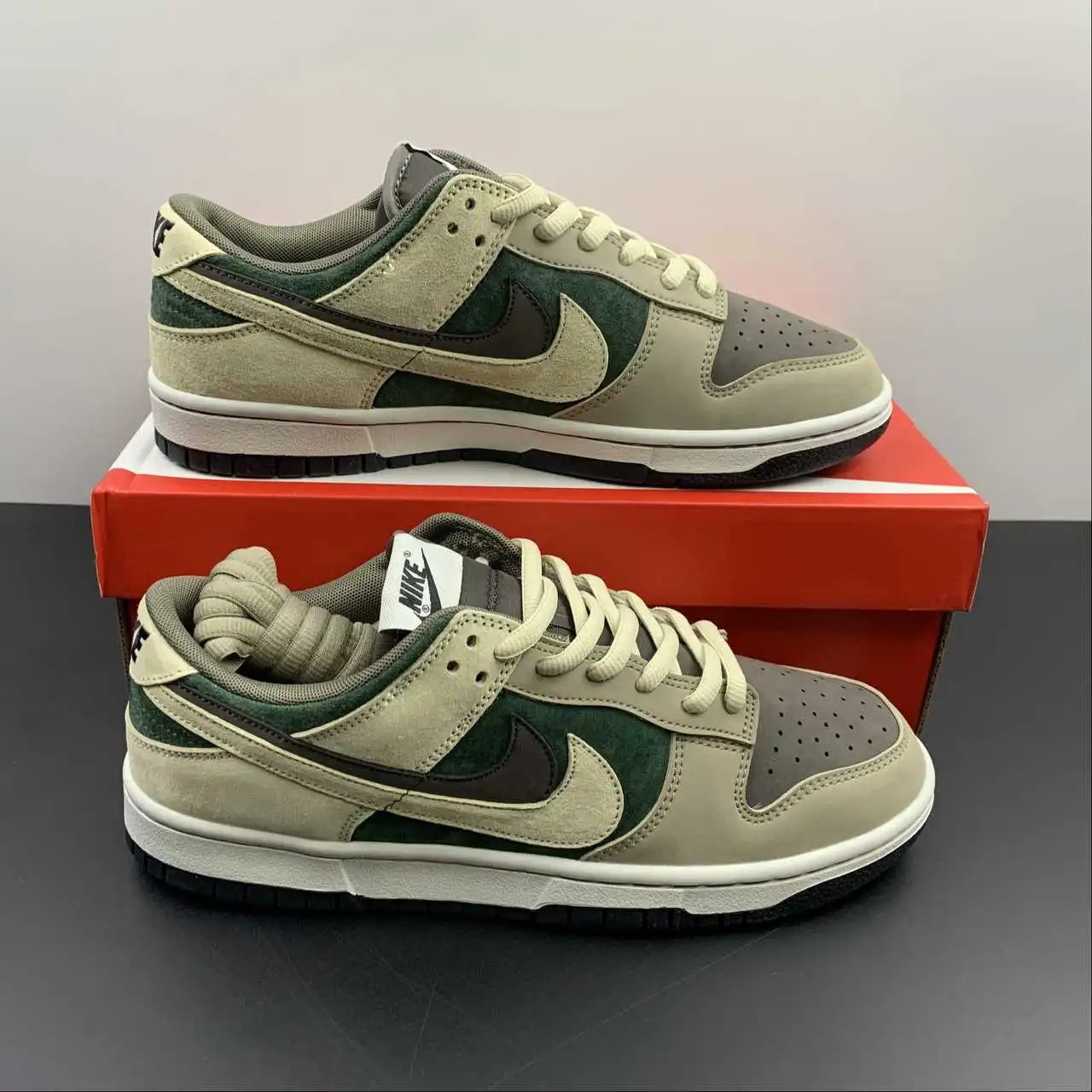 Nike Dunk Low CT2552-895