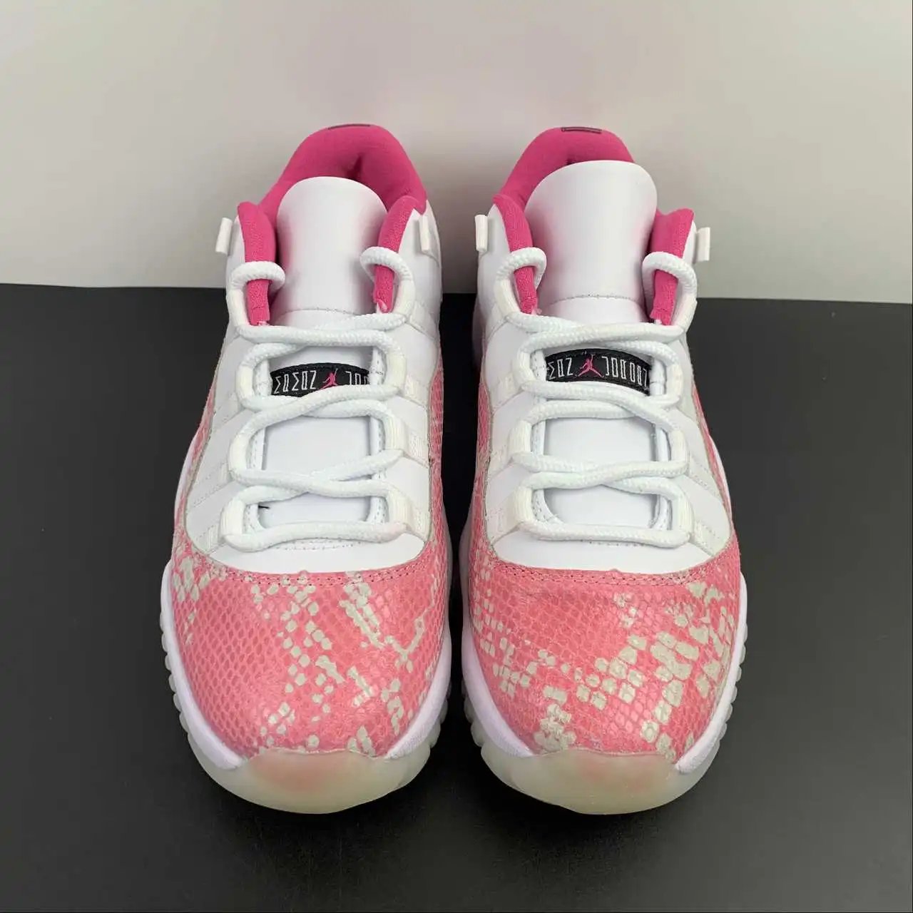 Air Jordan 11 AH7860-106 thumbnail 4
