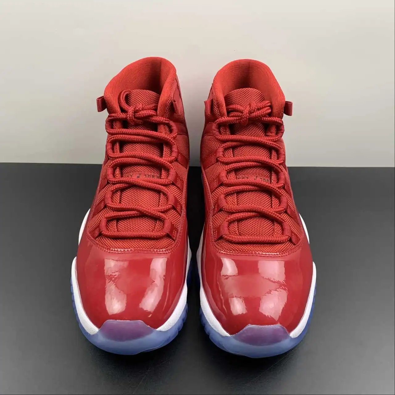 Air Jordan 11 378037-623 thumbnail 4