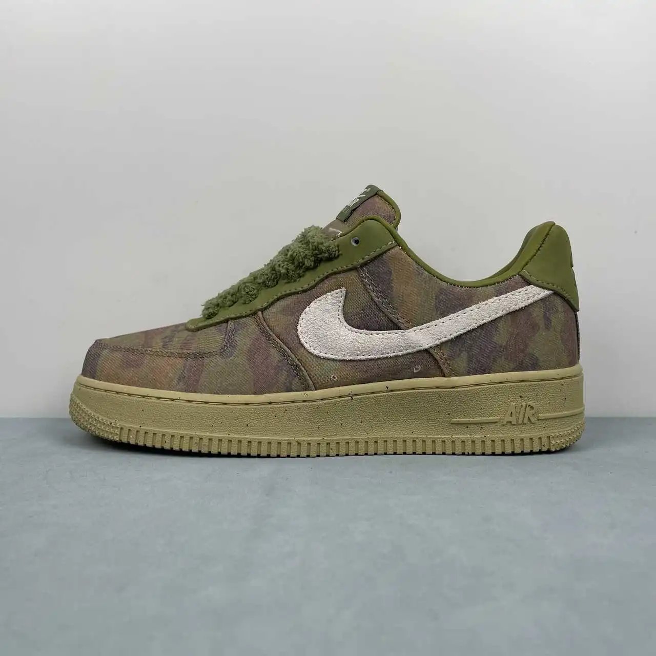 Nike Air Force 1 IO5011-300 thumbnail 4