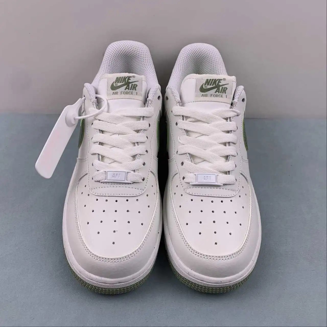 Nike Air Force 1 DV3808-106 thumbnail 3