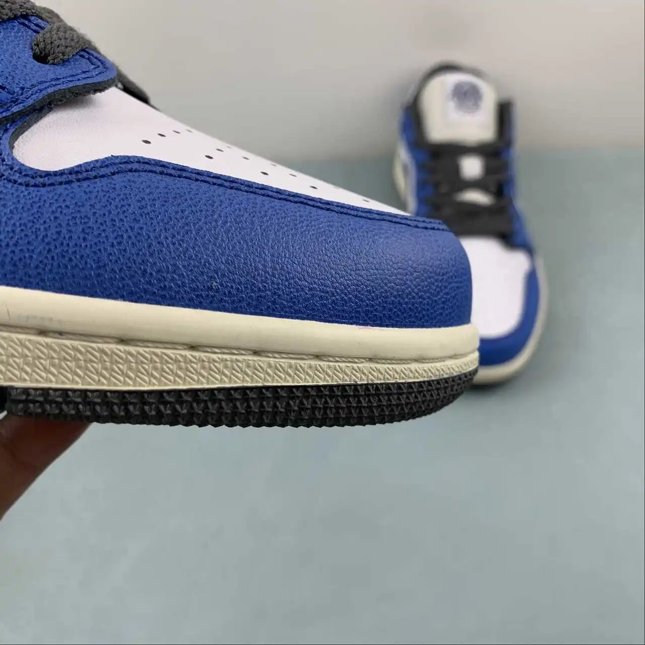 Air Jordan 1 Low FV8439-104 7
