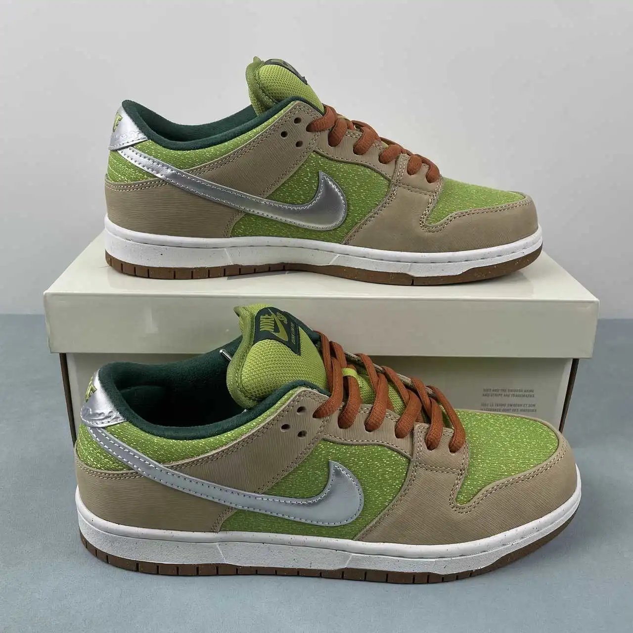 Nike Dunk Low FQ7585-200