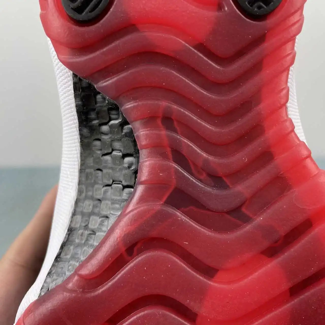 Air Jordan 11 FV5104-006 8