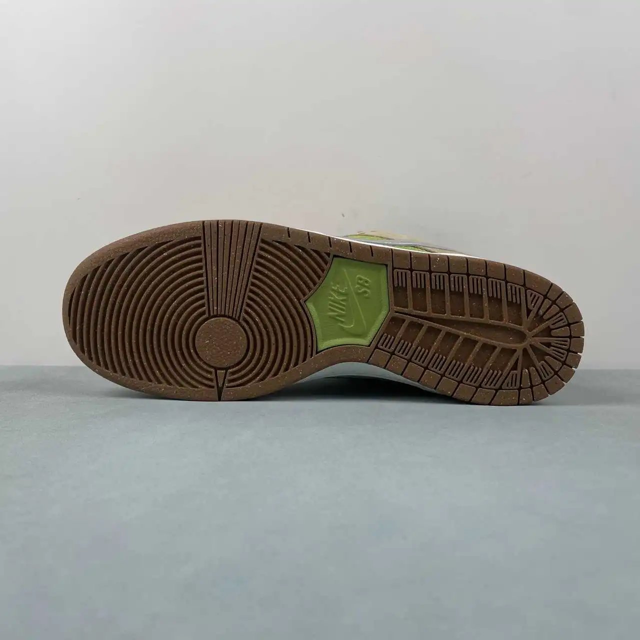 Nike Dunk Low FQ7585-200 12