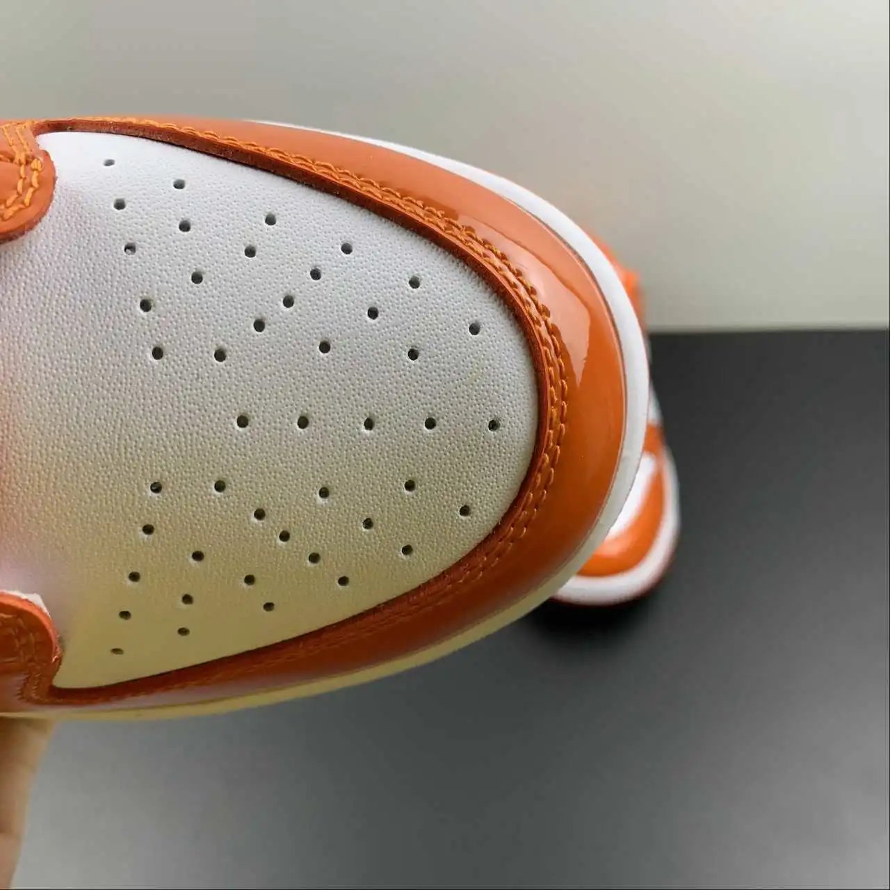 Nike Dunk Low DJ9955-800 8