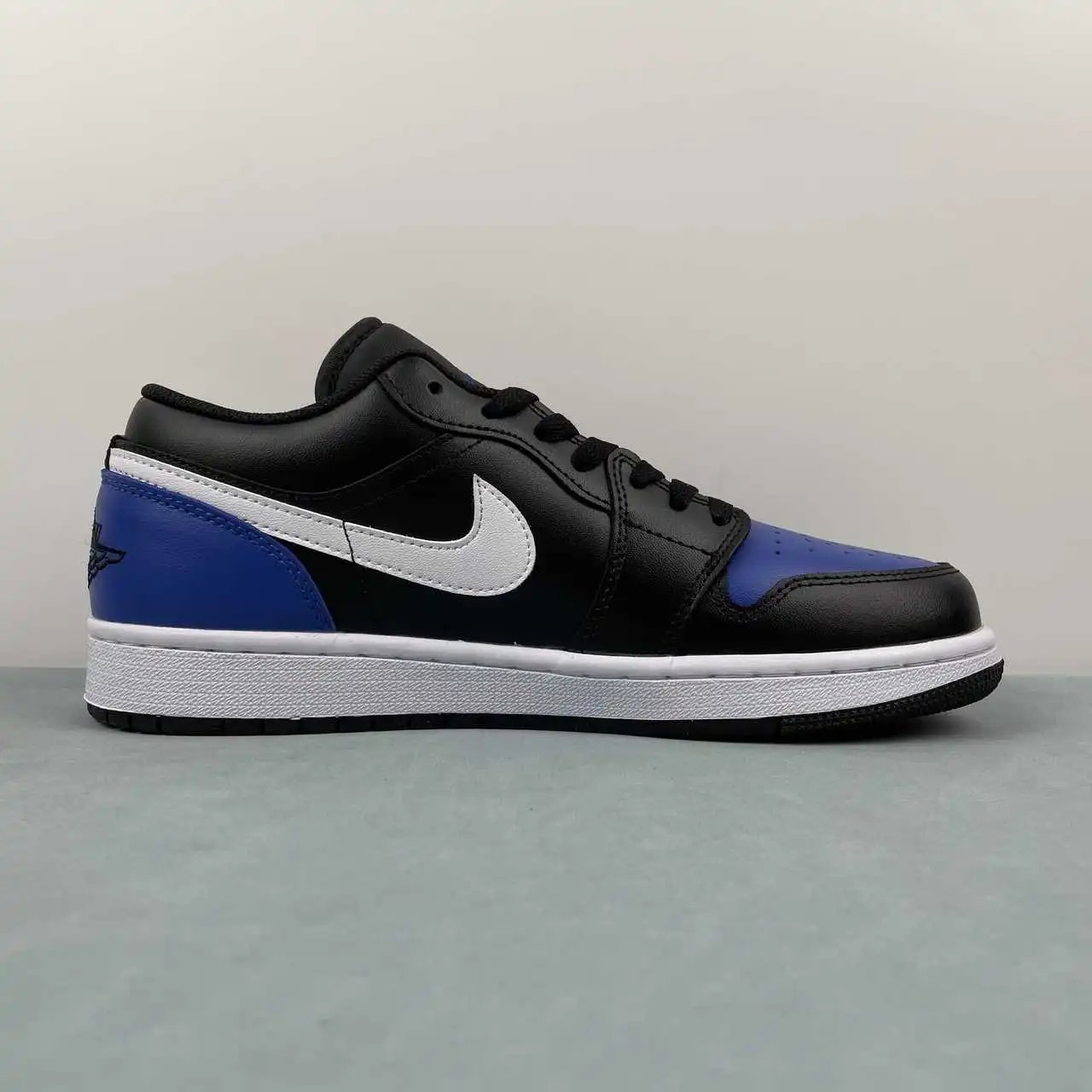 Air Jordan 1 Low 53558-042 6