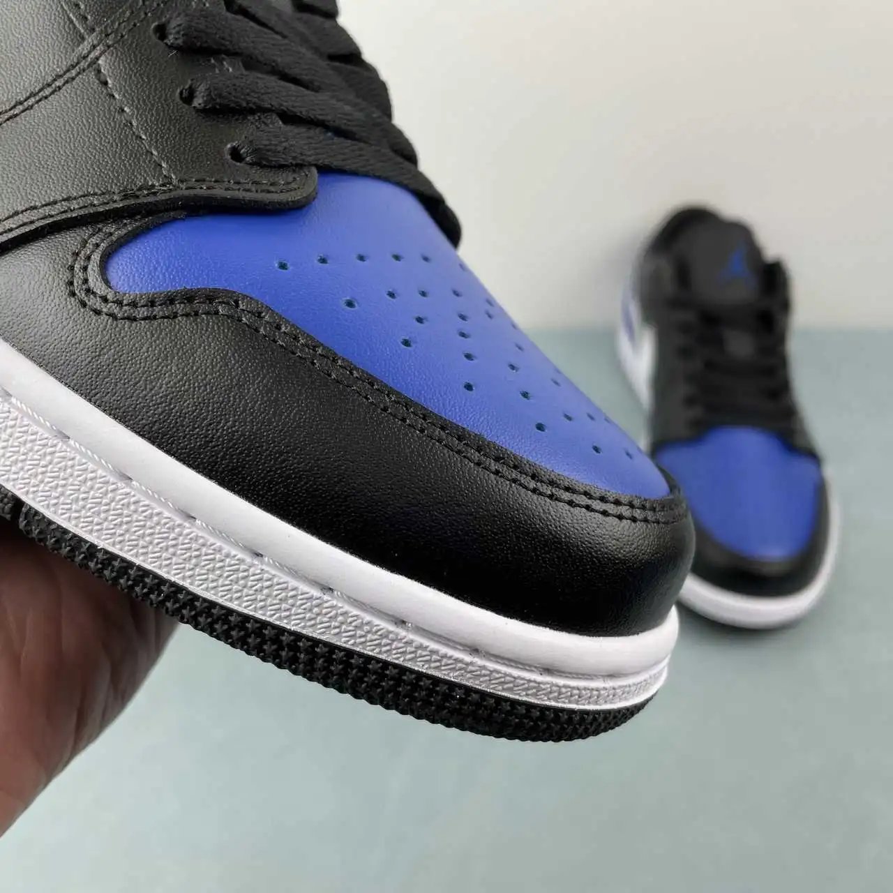 Air Jordan 1 Low 53558-042 7