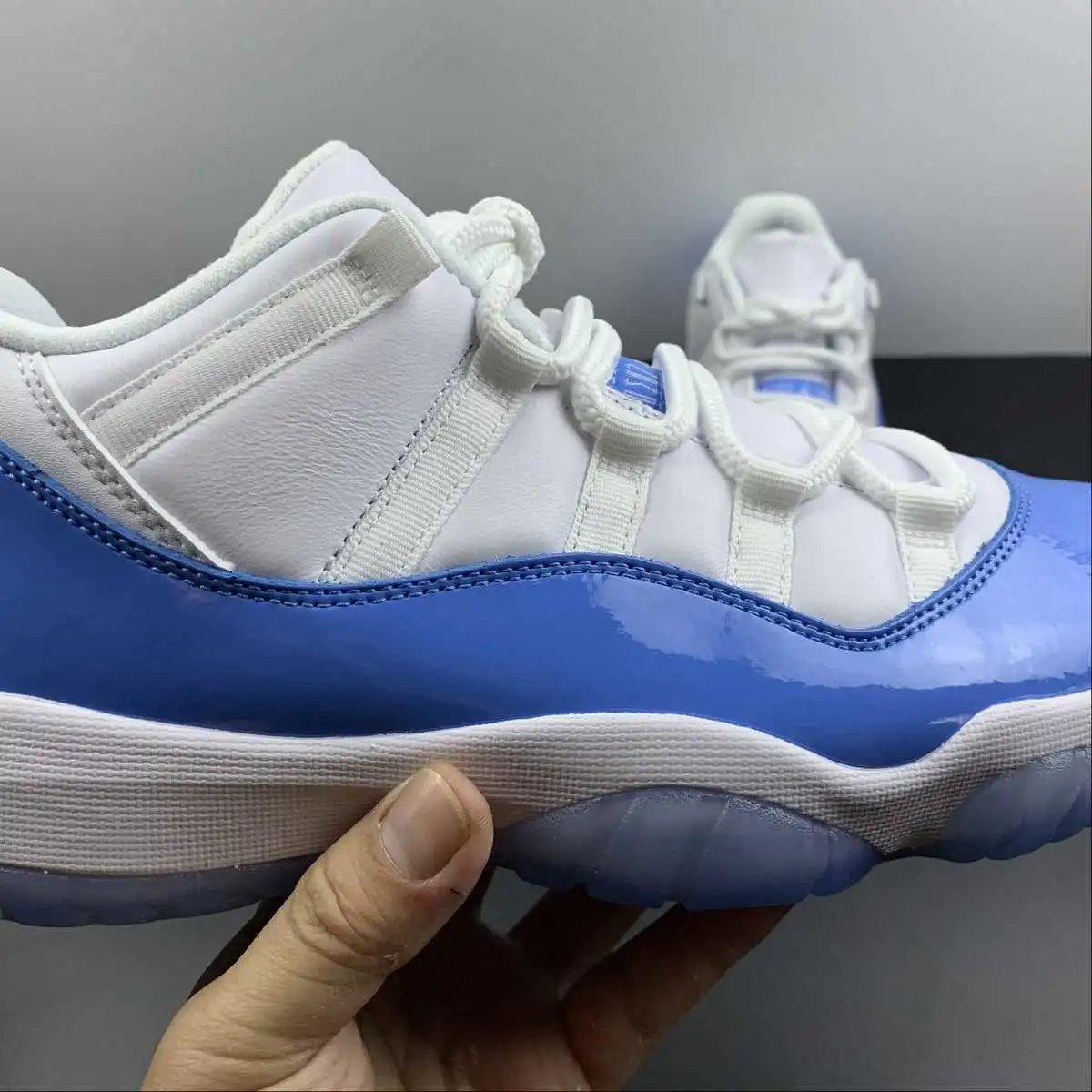 Air Jordan 11 528895-106 9