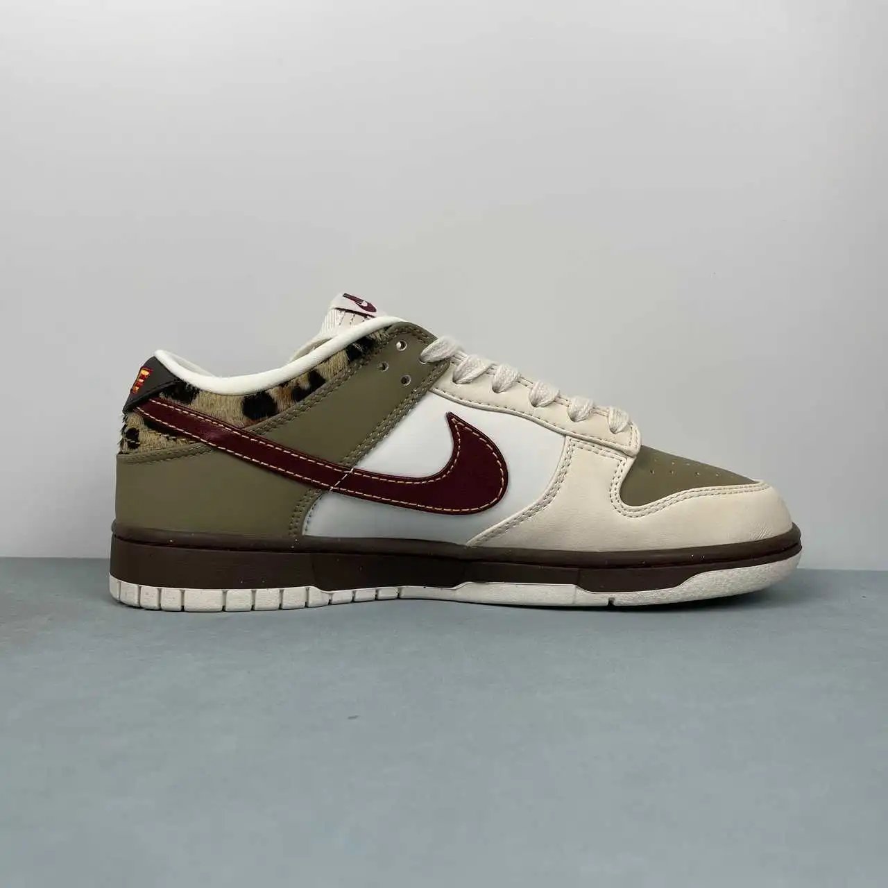 Nike Dunk Low Off-White Olive Green Burgundy Color-Blocked – IM6687-262 thumbnail 4