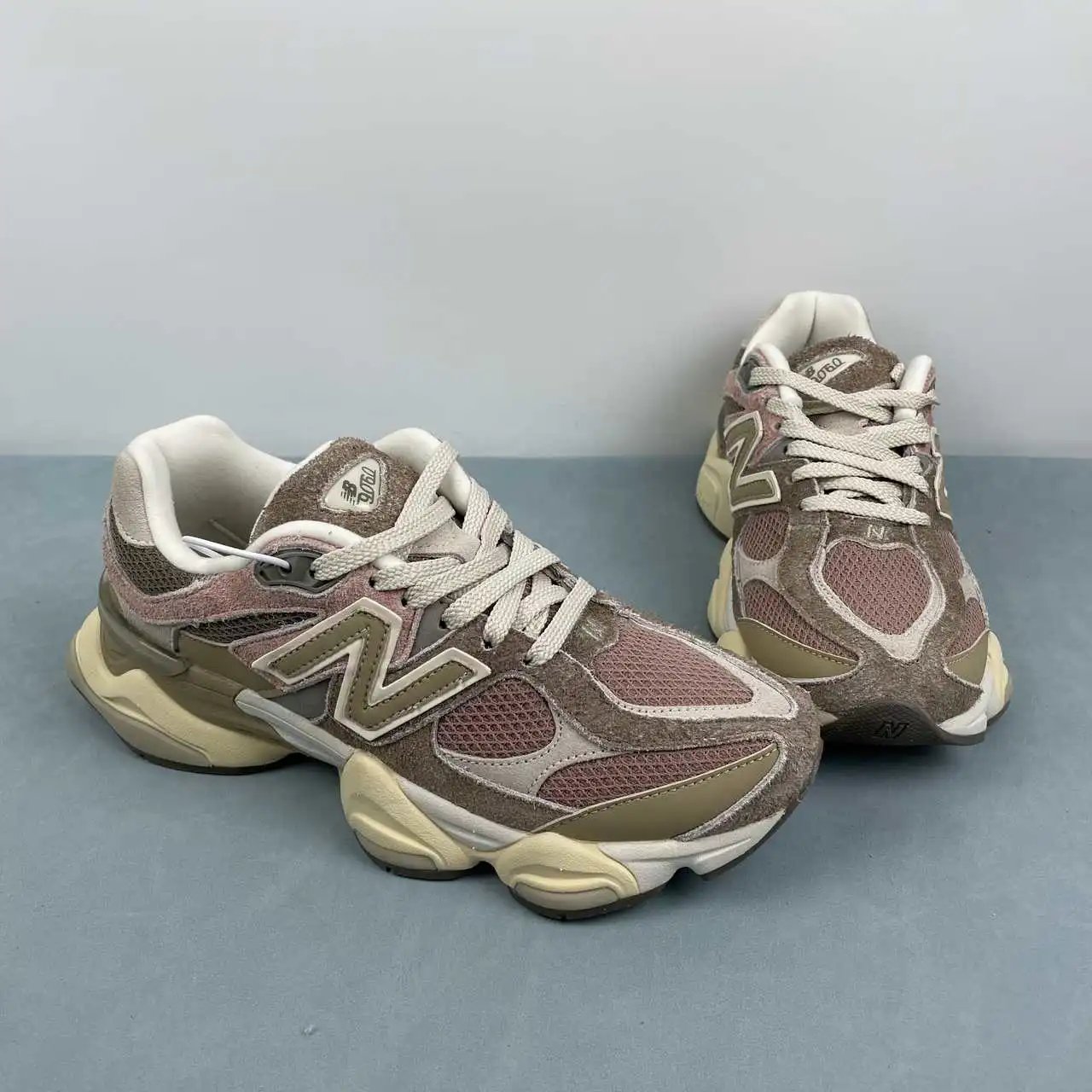 New Balance 9060 U9060NTB thumbnail 2