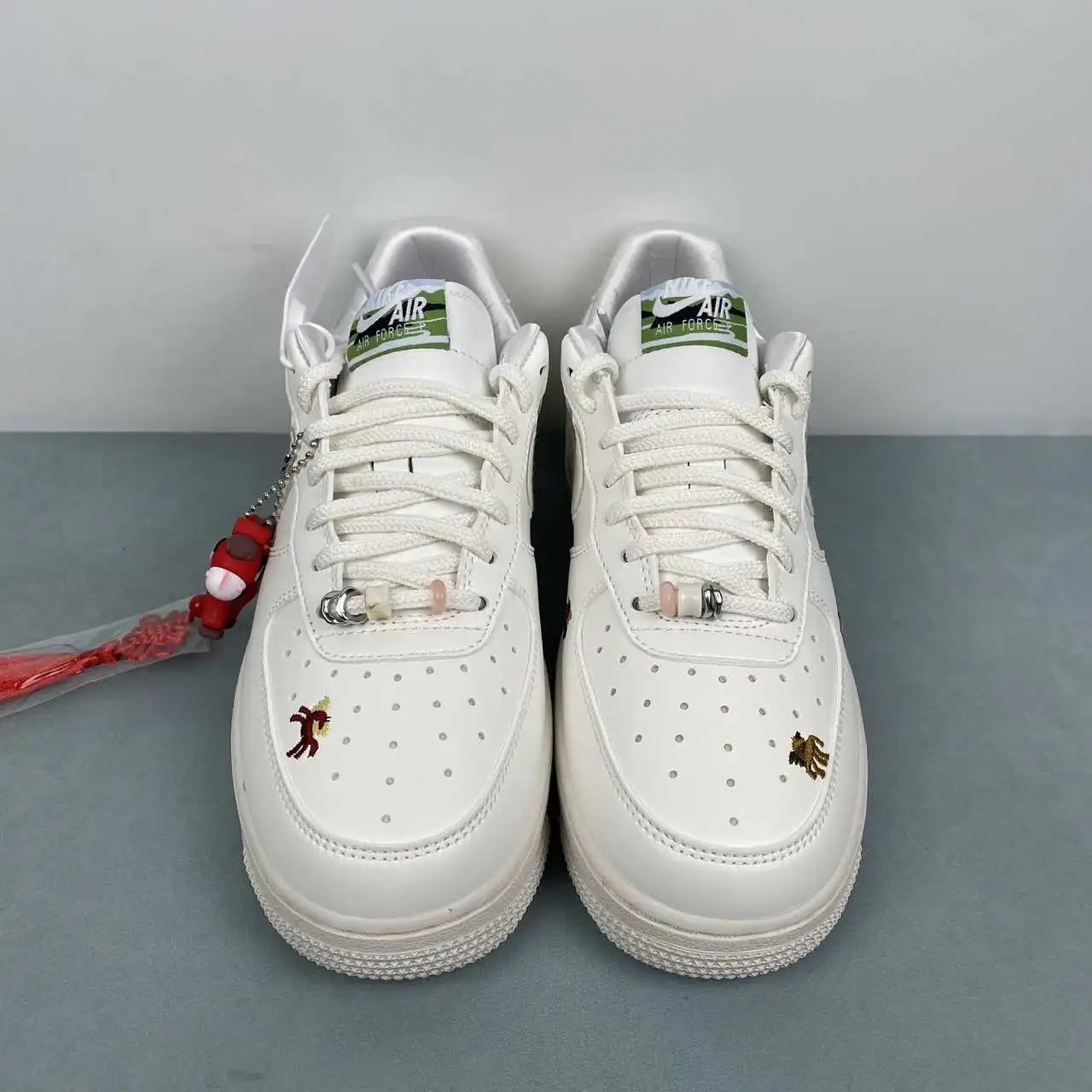 Nike Air Force 1 IQ1143-100 thumbnail 3