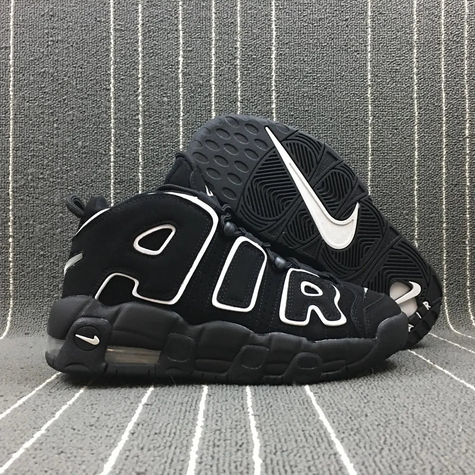 Nike Air More Uptempo Black White