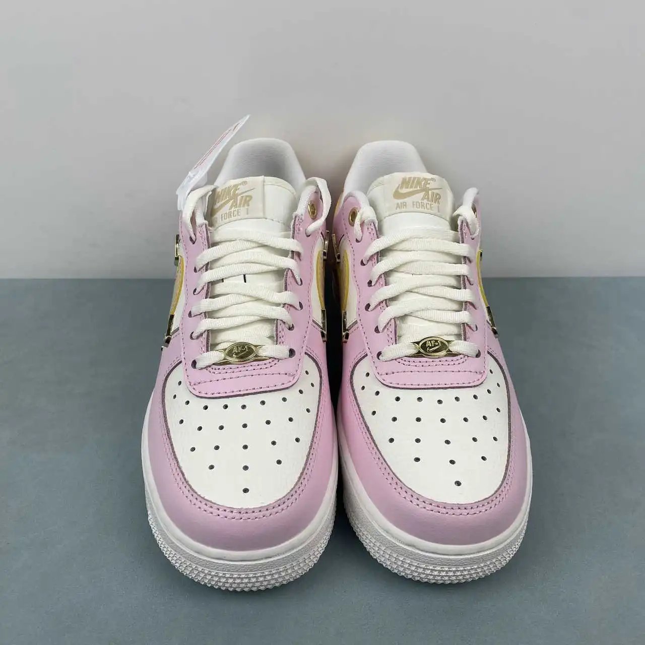 Nike Air Force 1 IB2574-600 thumbnail 3