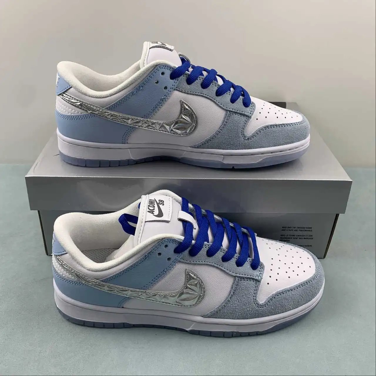 Nike Dunk Low FD2562-300