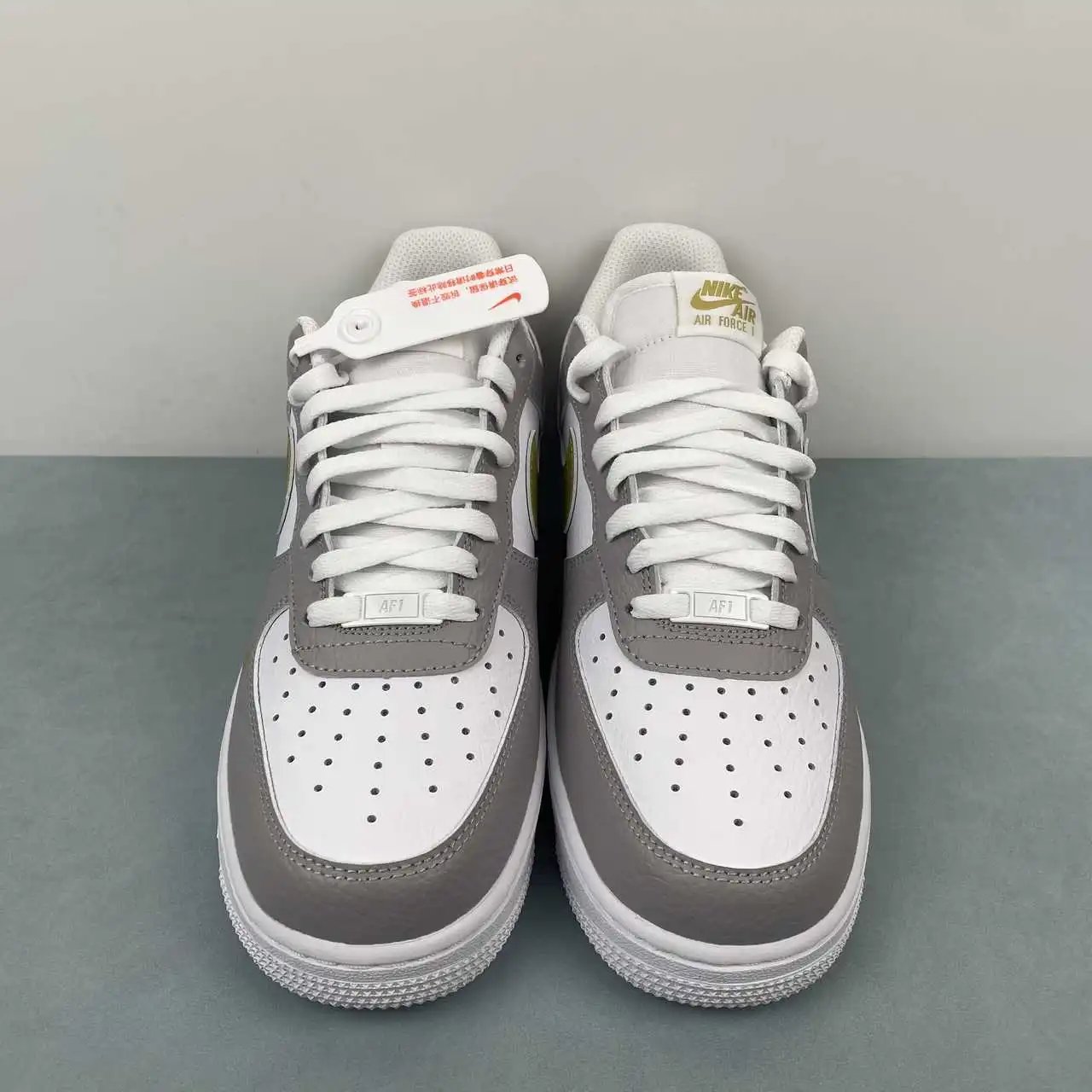 Nike Air Force 1 IB3881-001 thumbnail 3