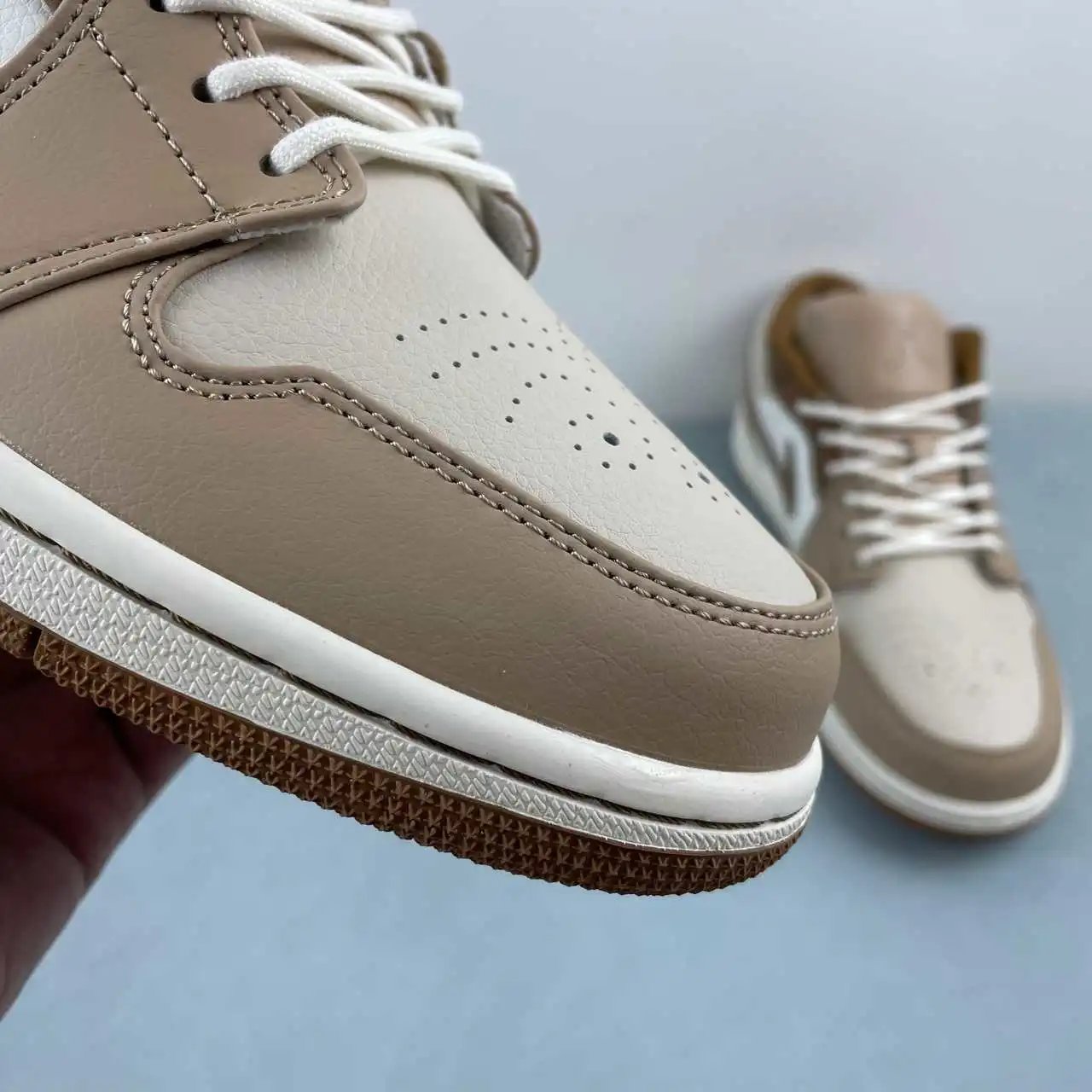 Air Jordan 1 Low HF5753-221 7