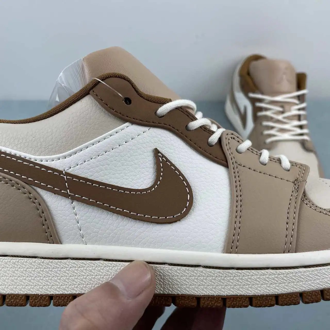 Air Jordan 1 Low HF5753-221 9