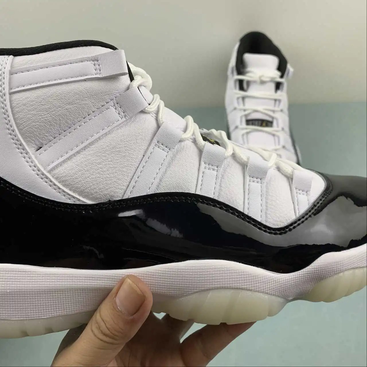 Air Jordan 11 CT8012-170 8