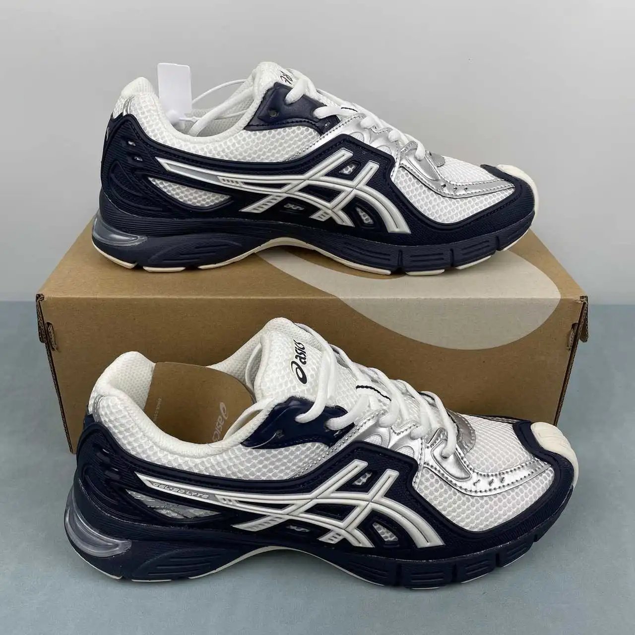 Asics UB12-S GEL-SD-LYTE 1203A886-100