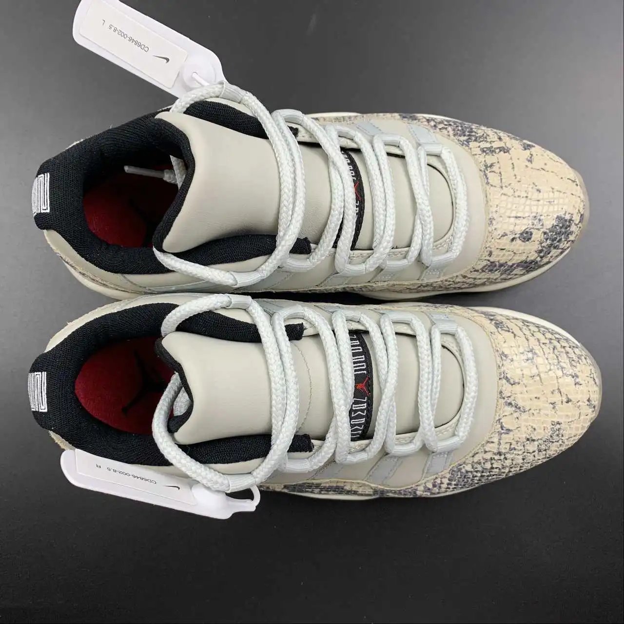 Air Jordan 11 CD6846-002 thumbnail 4
