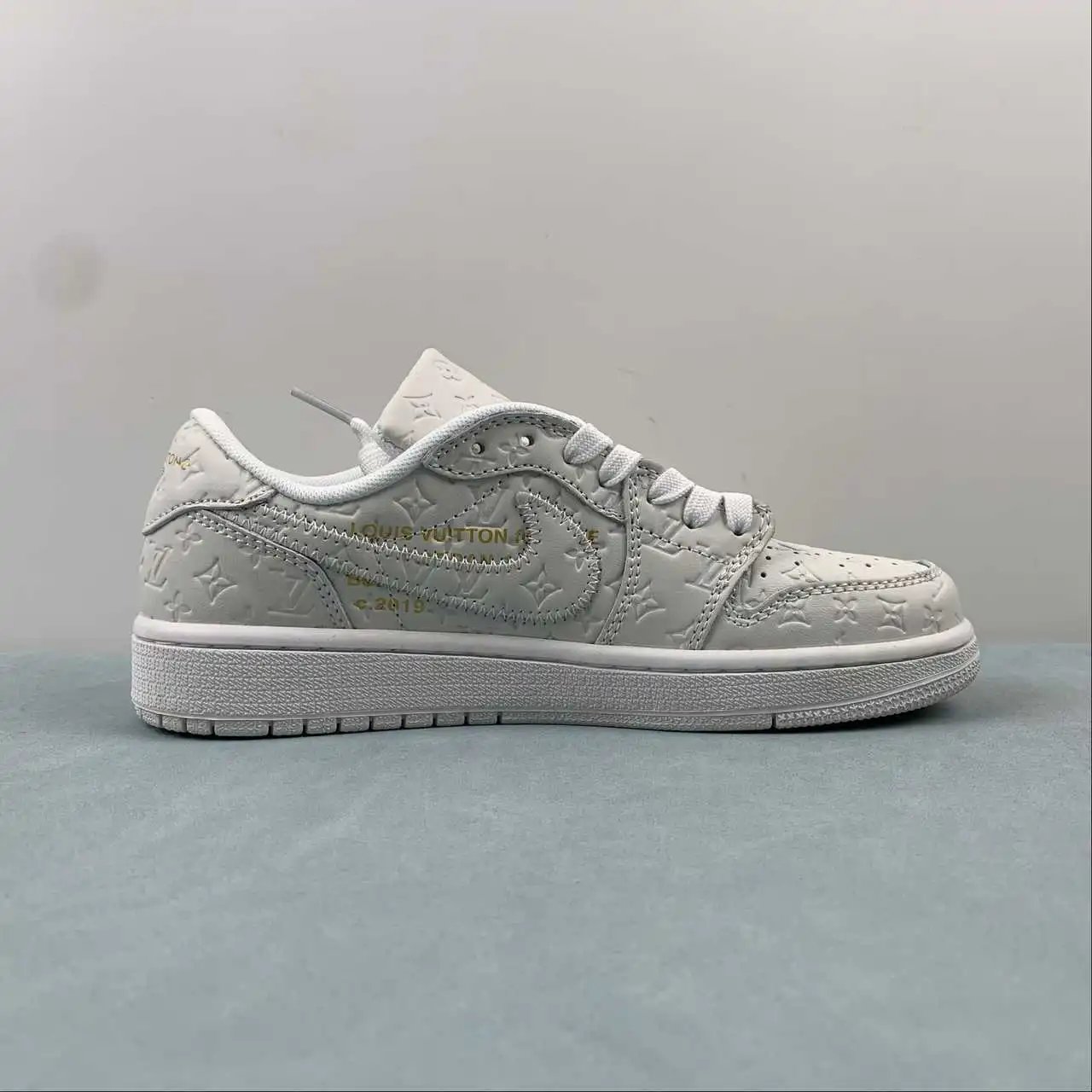 Air Jordan 1 Low MS0232 6