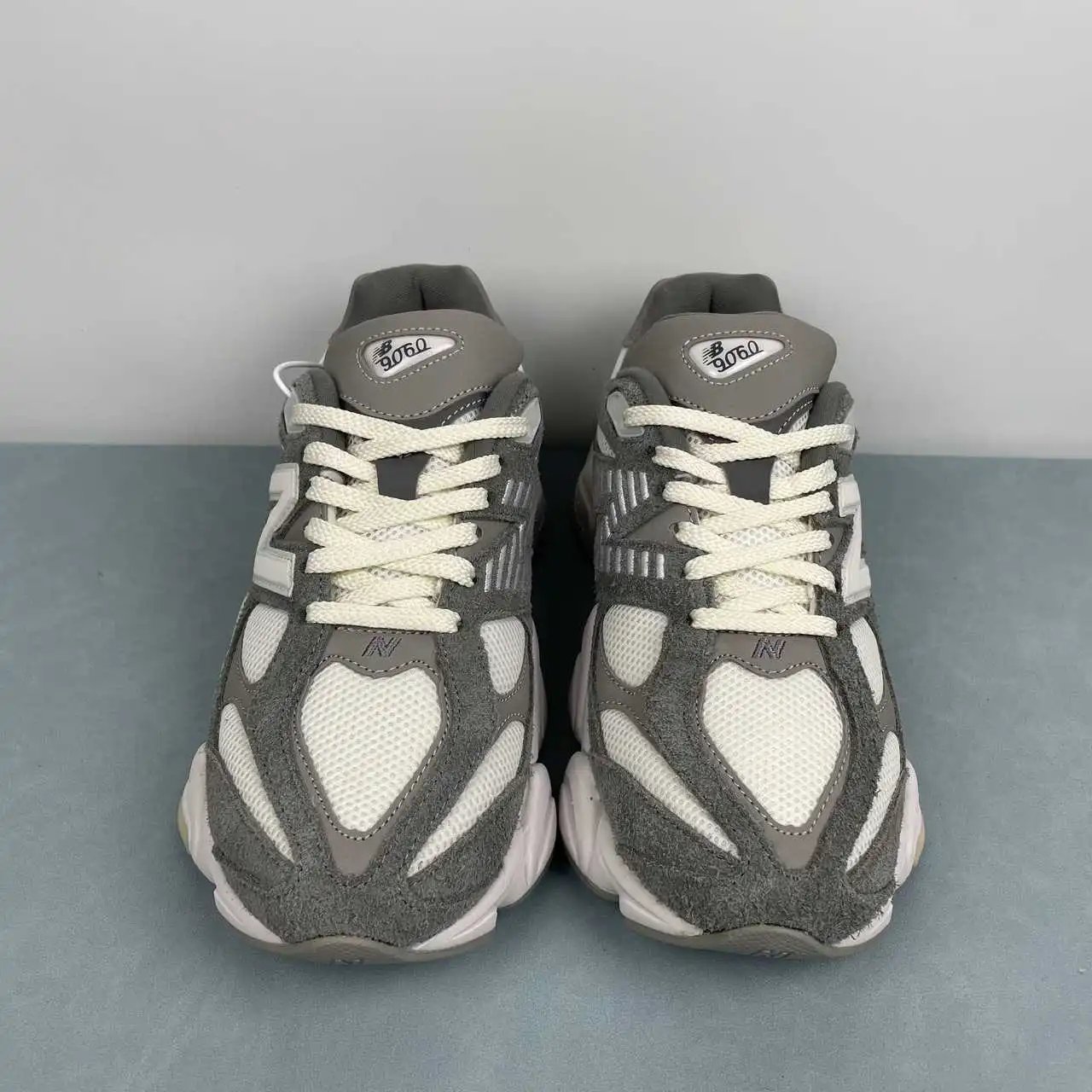 New Balance 9060 U9060YGA thumbnail 3