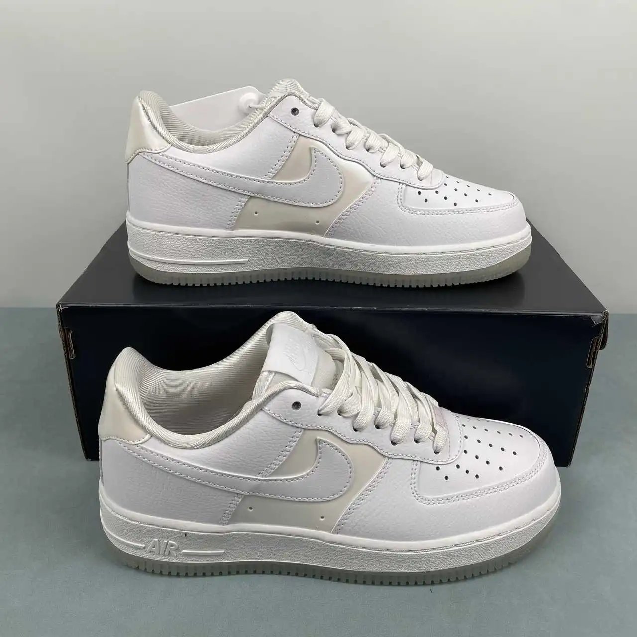 Nike Air Force 1 IH3204-100