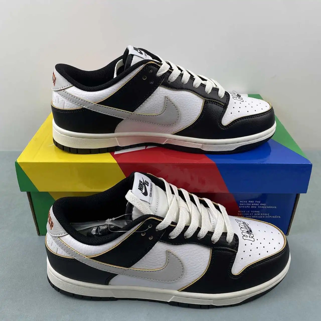 Nike Dunk Low FD8755-001