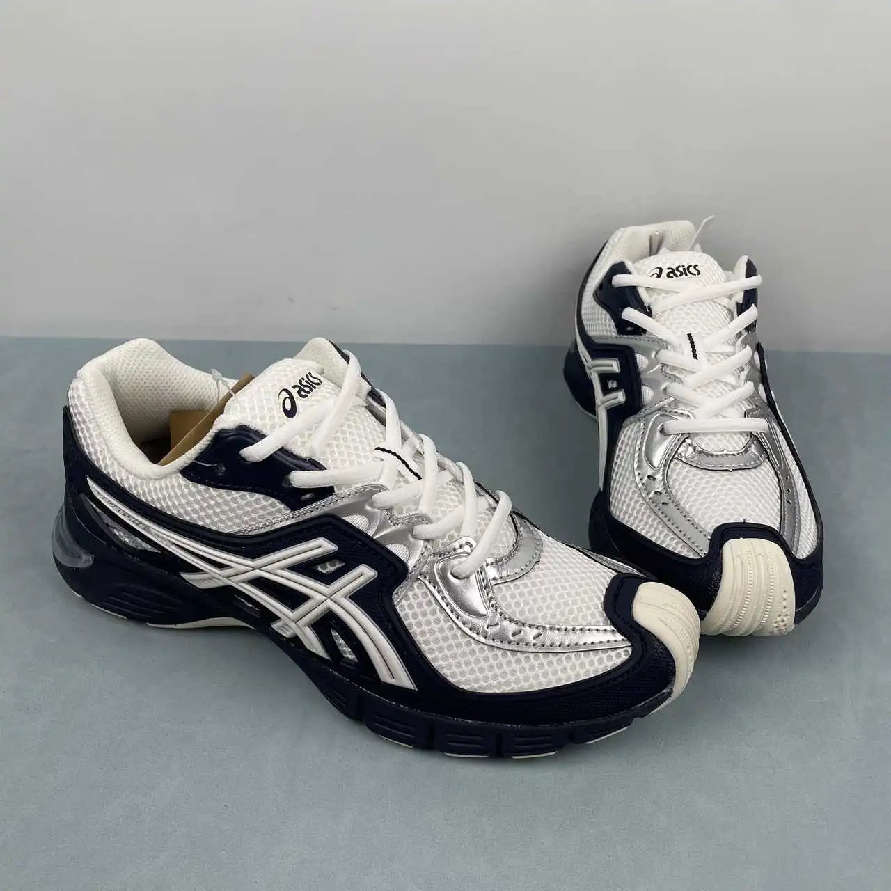 Asics UB12-S GEL-SD-LYTE 1203A886-100 thumbnail 2