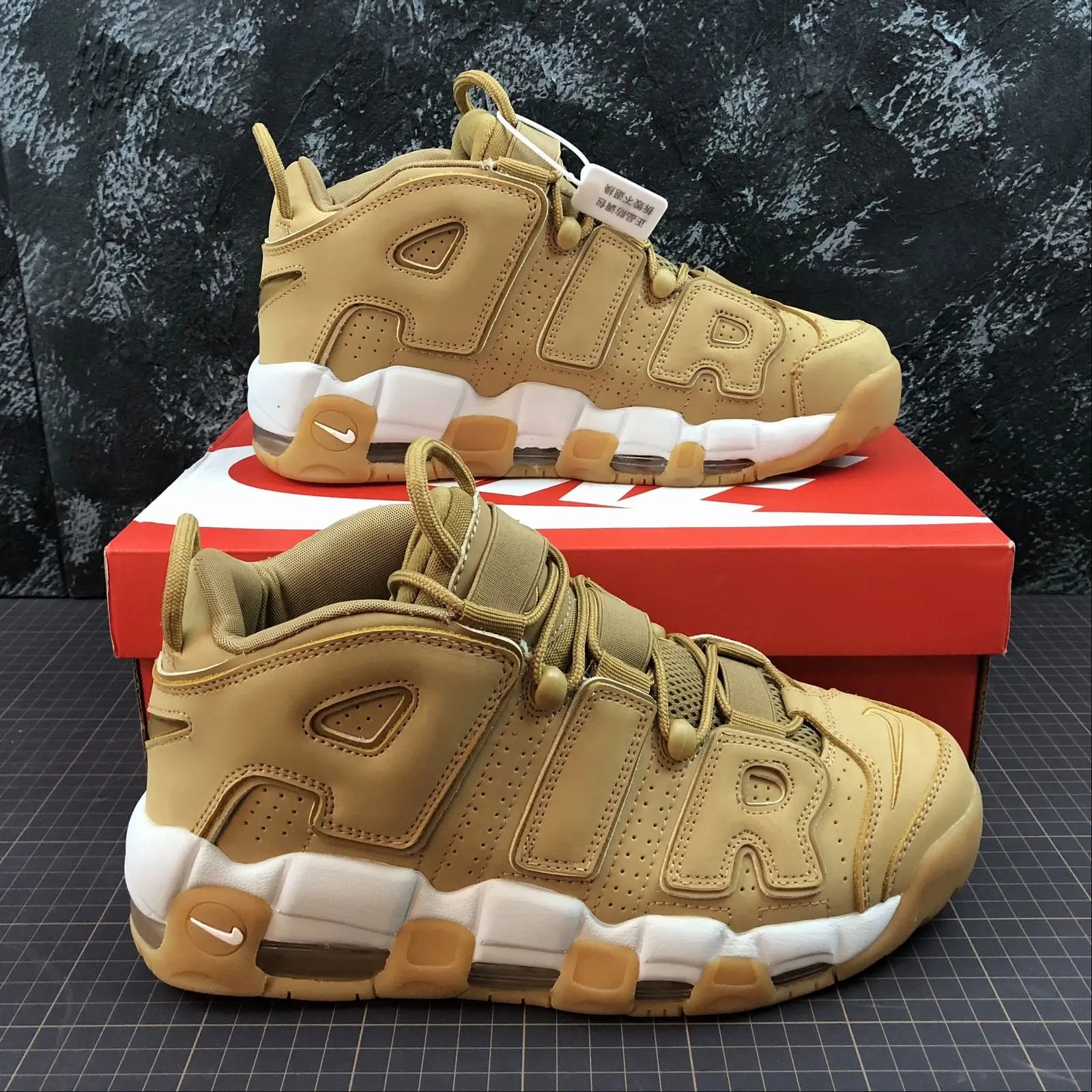 Nike Air More Uptempo Wheat – AA4060-200