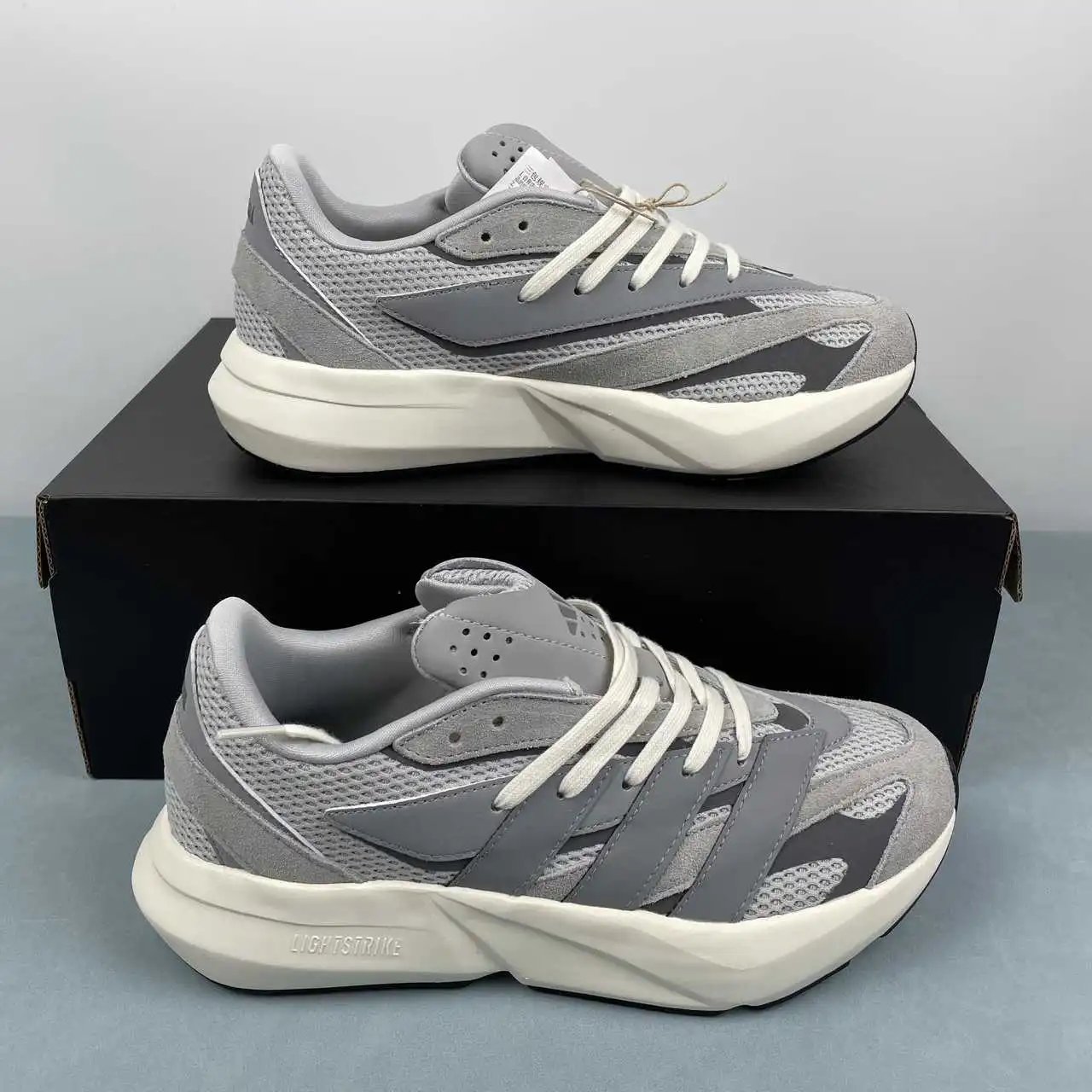 Adidas Lightblaze IH8607
