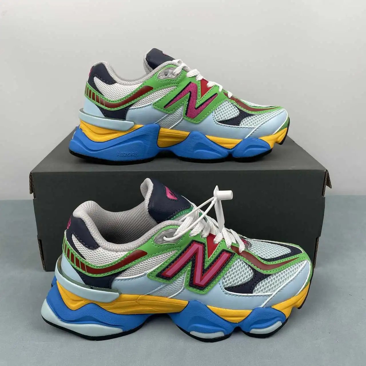 New Balance 9060 U9060NBN