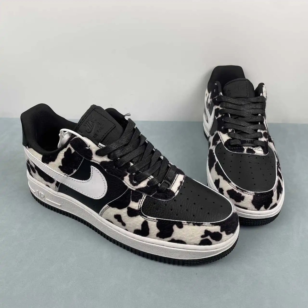 Nike Air Force 1 IO0442-001 thumbnail 2