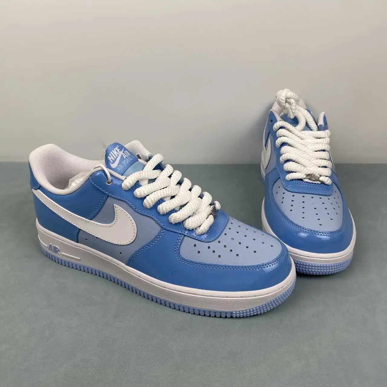 Nike Air Force 1 HV9405-400 thumbnail 2