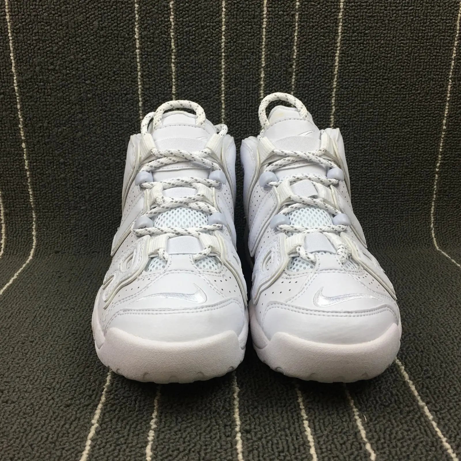 Nike Air More Uptempo Triple White thumbnail 3