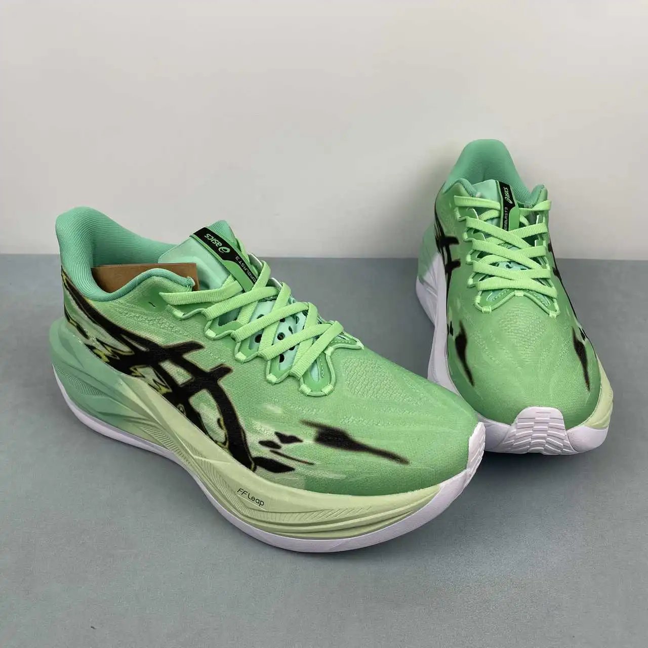 Asics SUPERBLAST 3 103A198-108 thumbnail 2