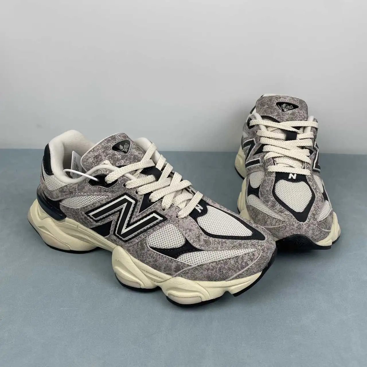 New Balance 9060 U9060SNA thumbnail 2