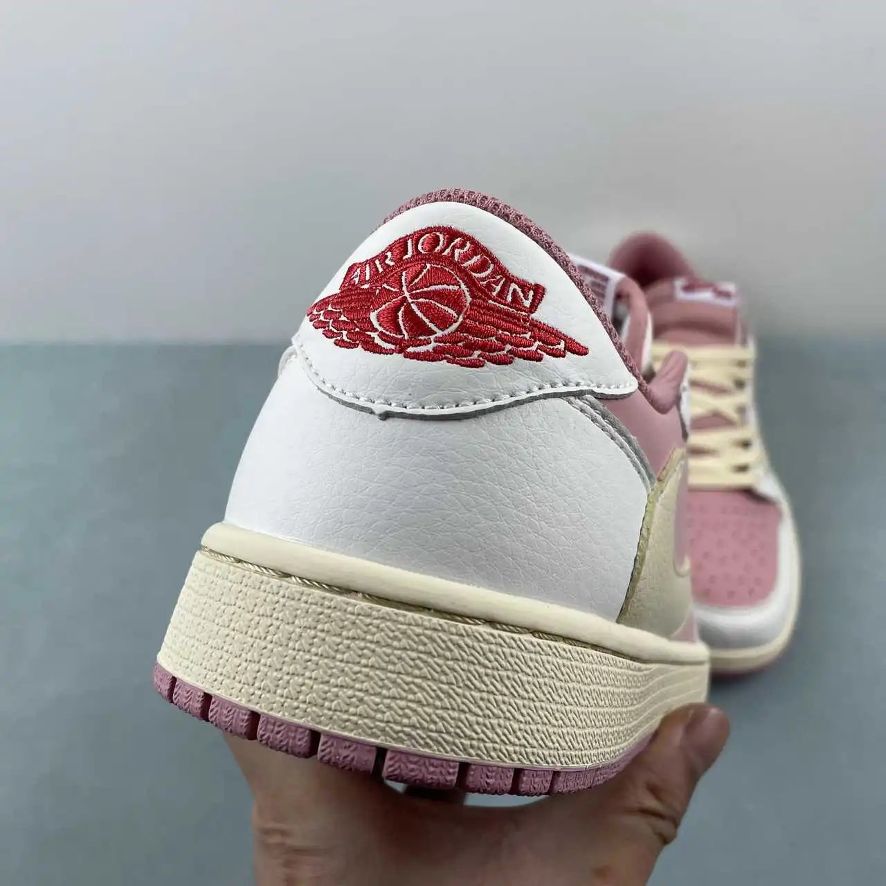 Trav#s Scot# × Air Jordan 1 Low DM7866-600 8