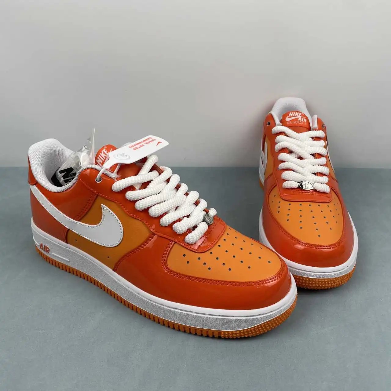 Nike Air Force 1 HV9405-800 thumbnail 2