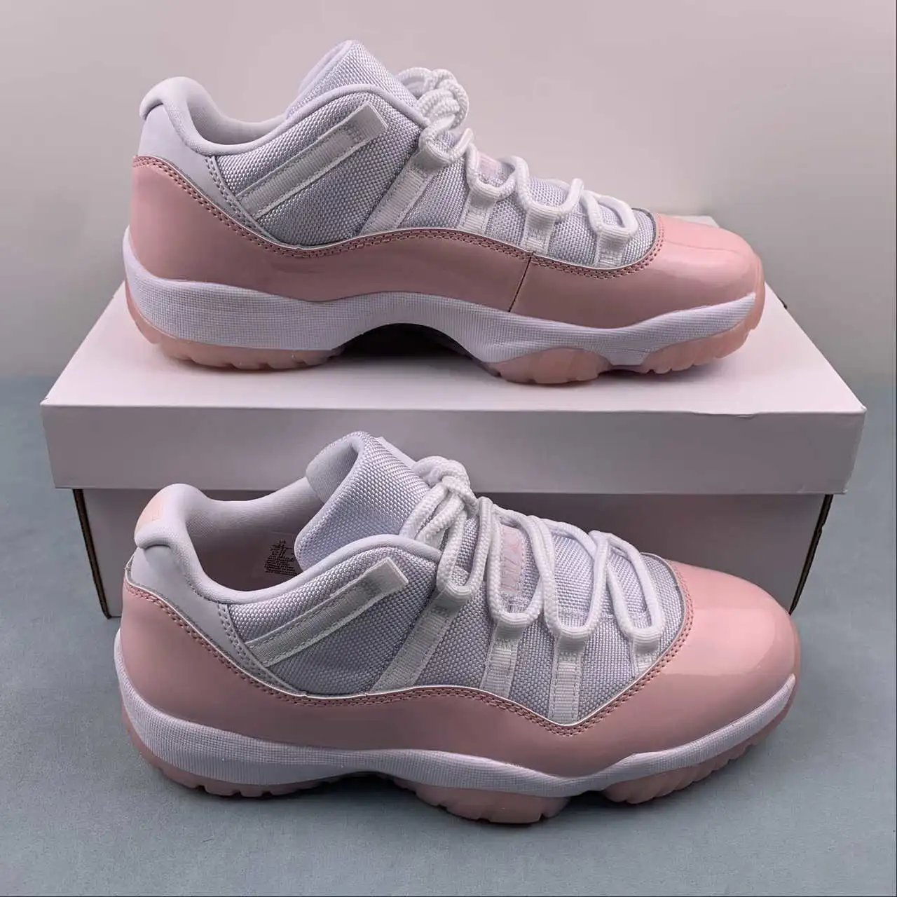 Air Jordan 11 AH7860-160