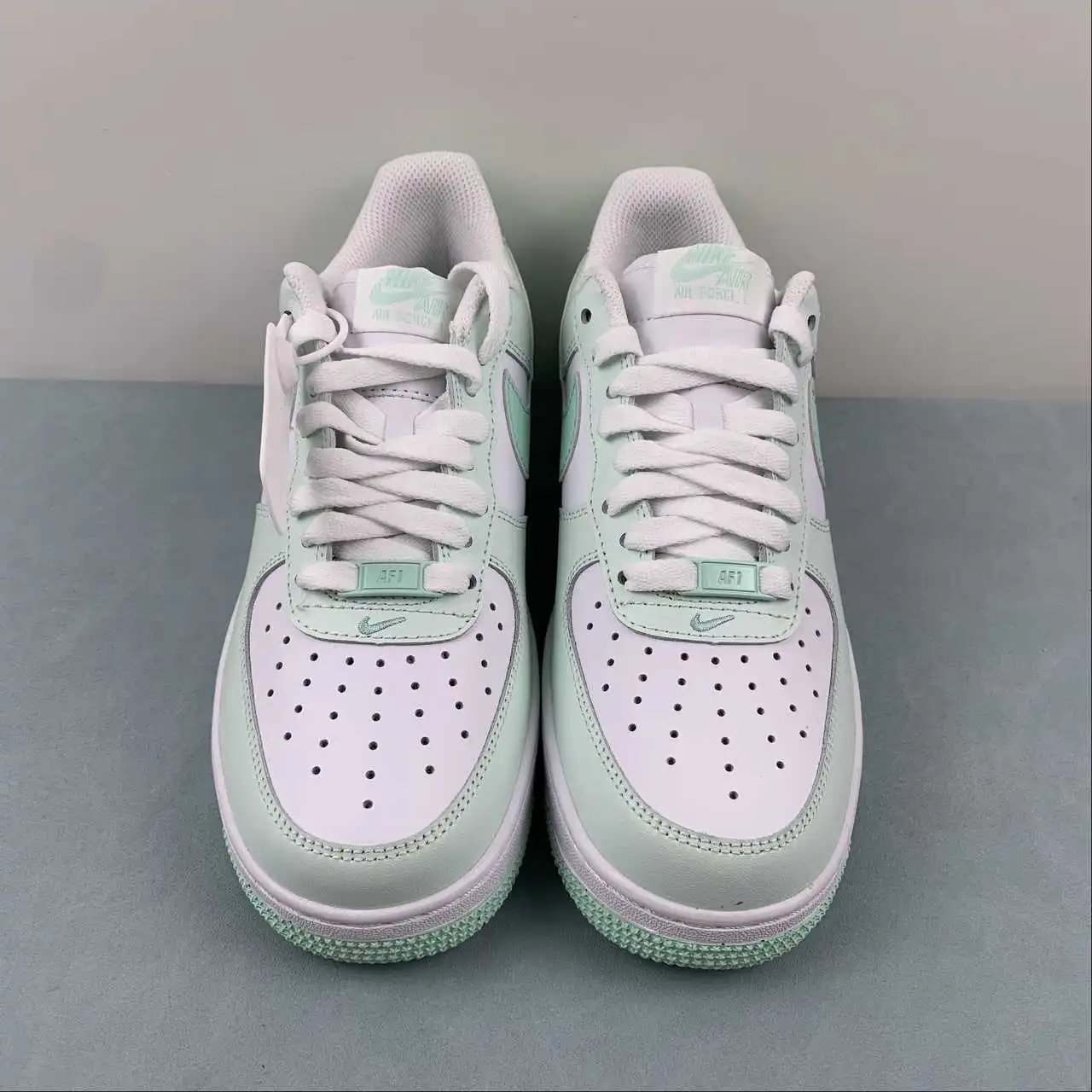 Nike Air Force 1 FZ4123-394 thumbnail 3