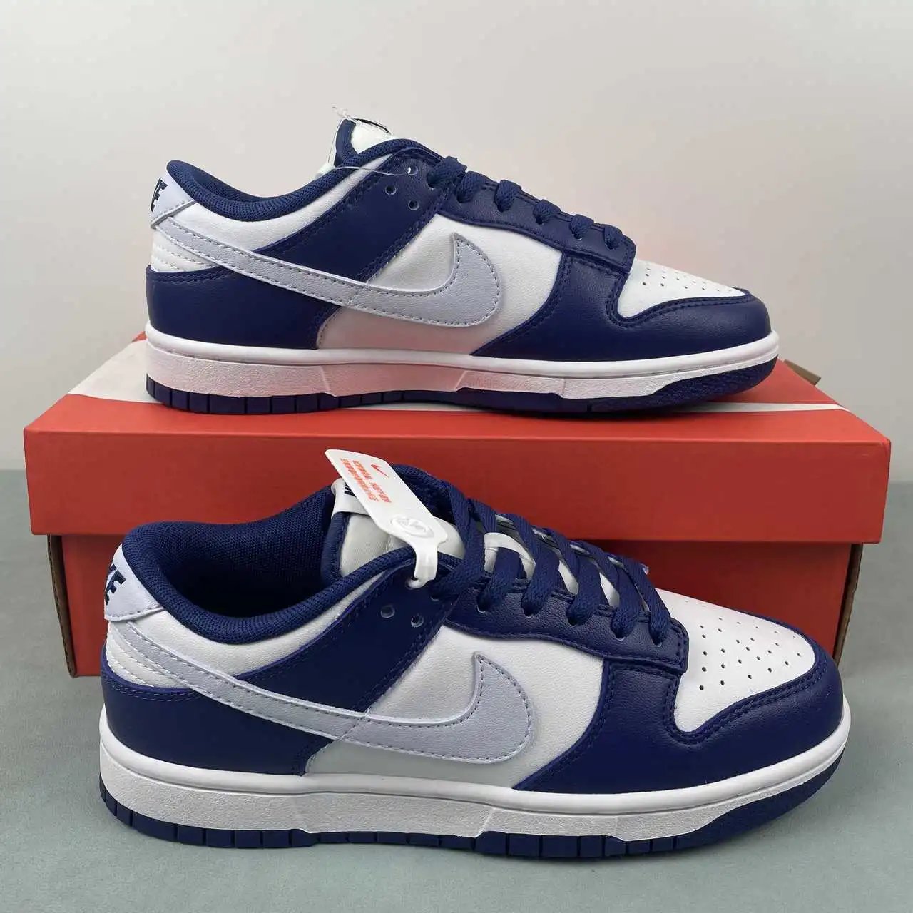 Nike Dunk Low DV0833-401