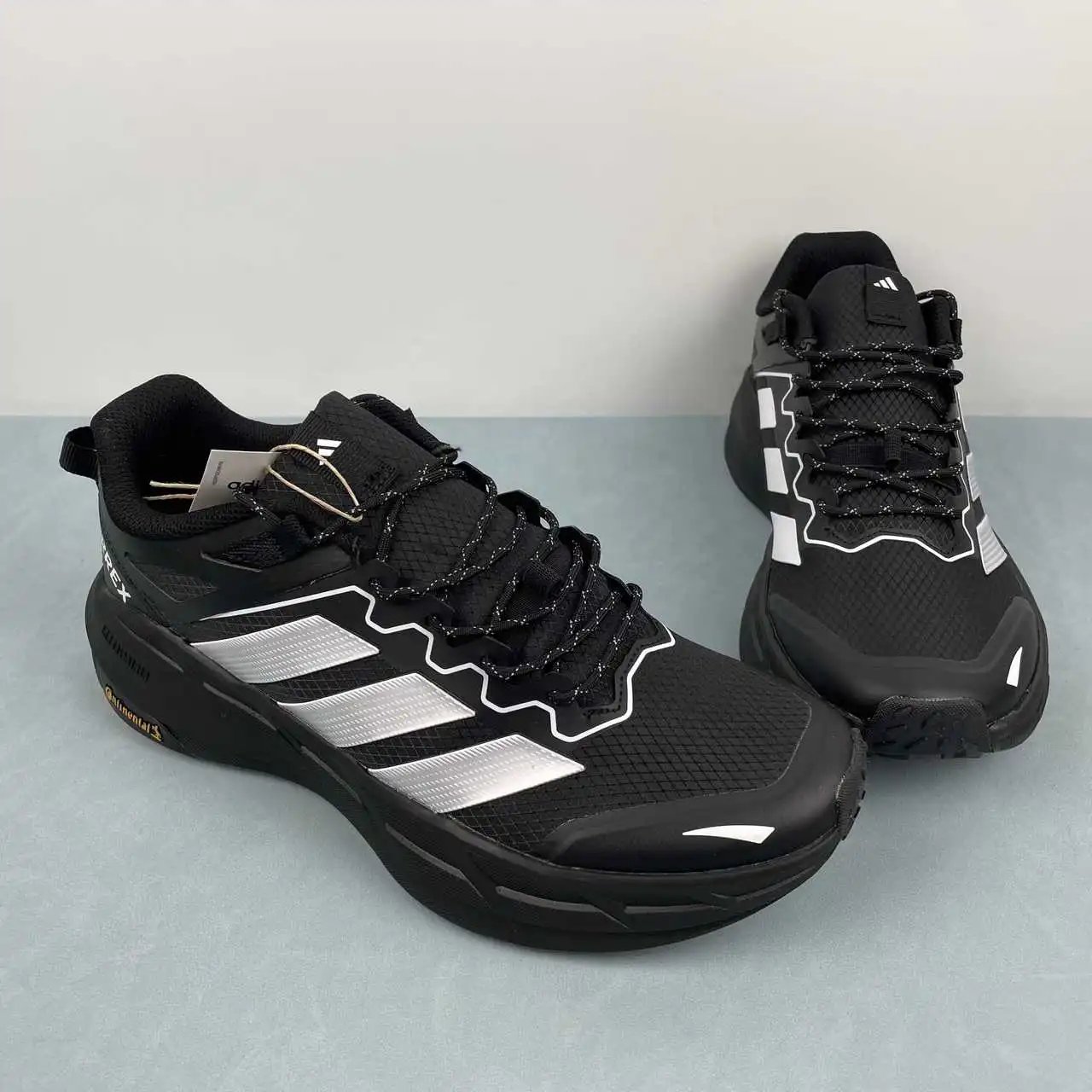 Adidas Terrex FREEHIKER LT KK1885 thumbnail 2