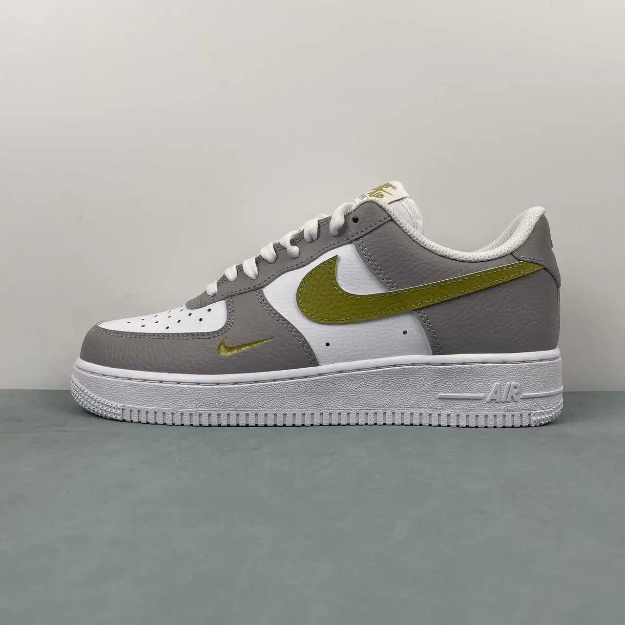 Nike Air Force 1 IB3881-001 thumbnail 4