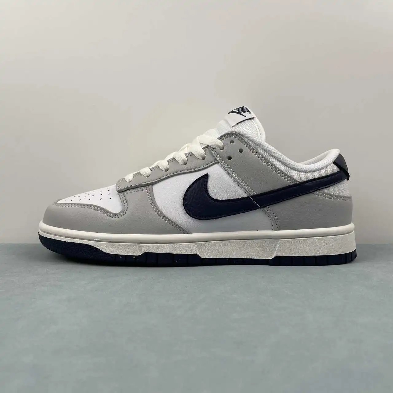 Nike Dunk Low HF4299-001 thumbnail 4