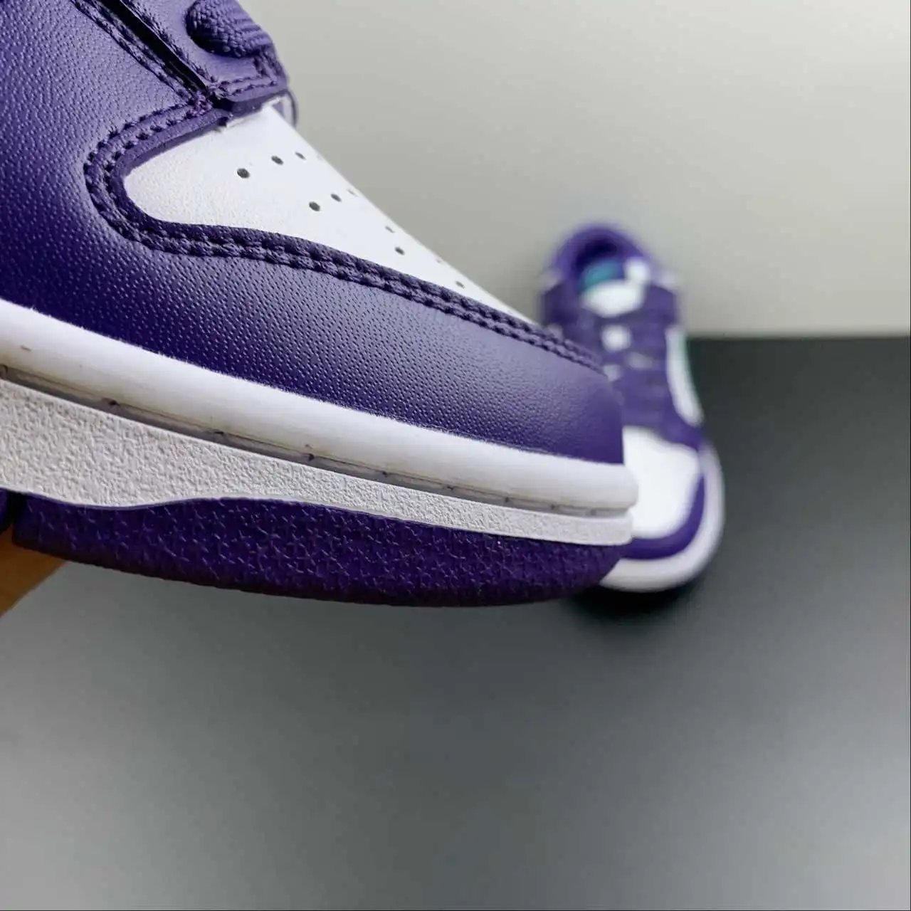 Nike Dunk Low DQ7683-100 7