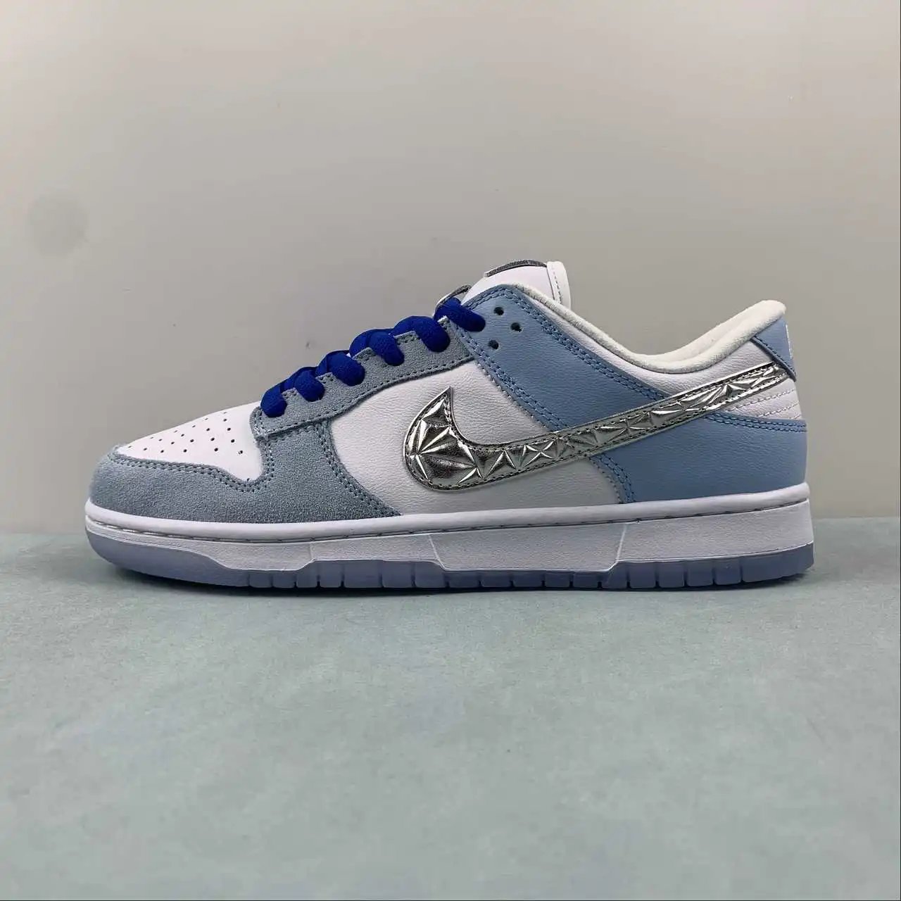 Nike Dunk Low FD2562-300 thumbnail 4