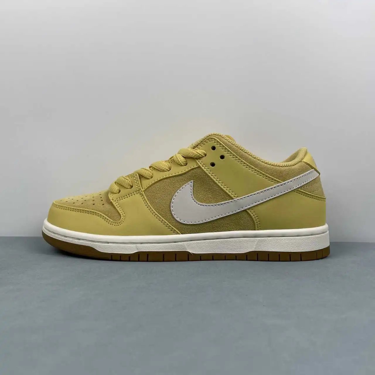 Nike Dunk Low Light Yellow White Color-Blocked – FJ1674-700 thumbnail 4