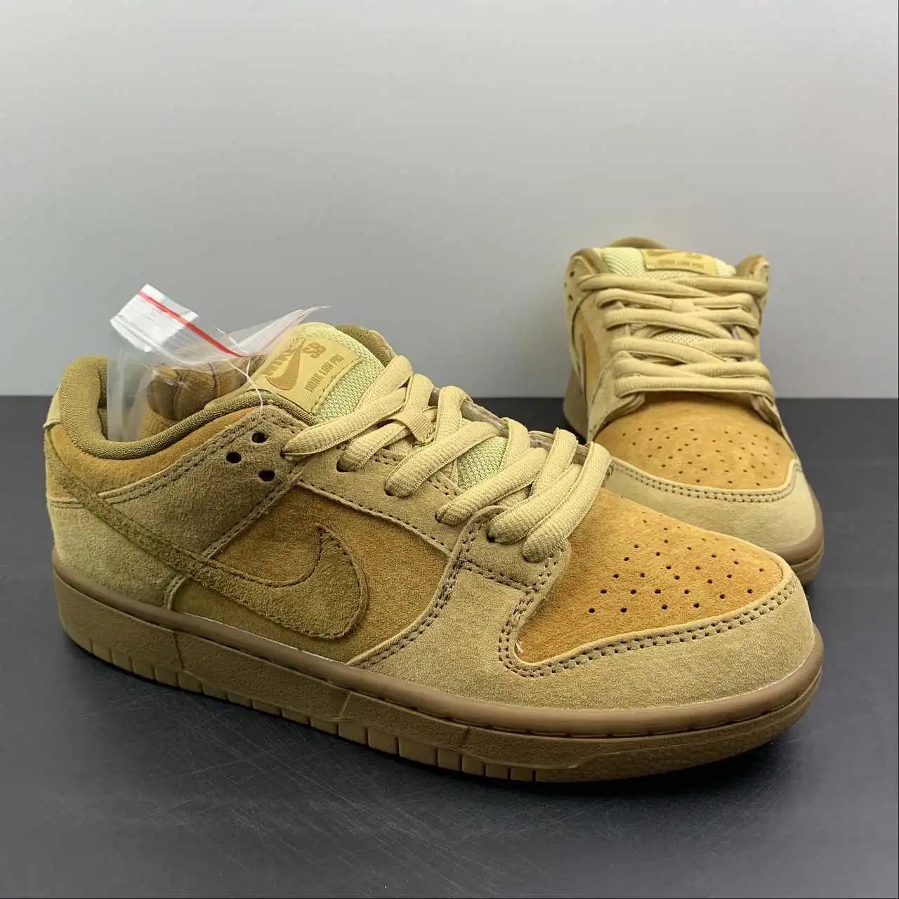 Nike Dunk Low 883232-700 thumbnail 2